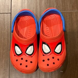 CROCS Kids Spider Hero Slippers - Red and Blue